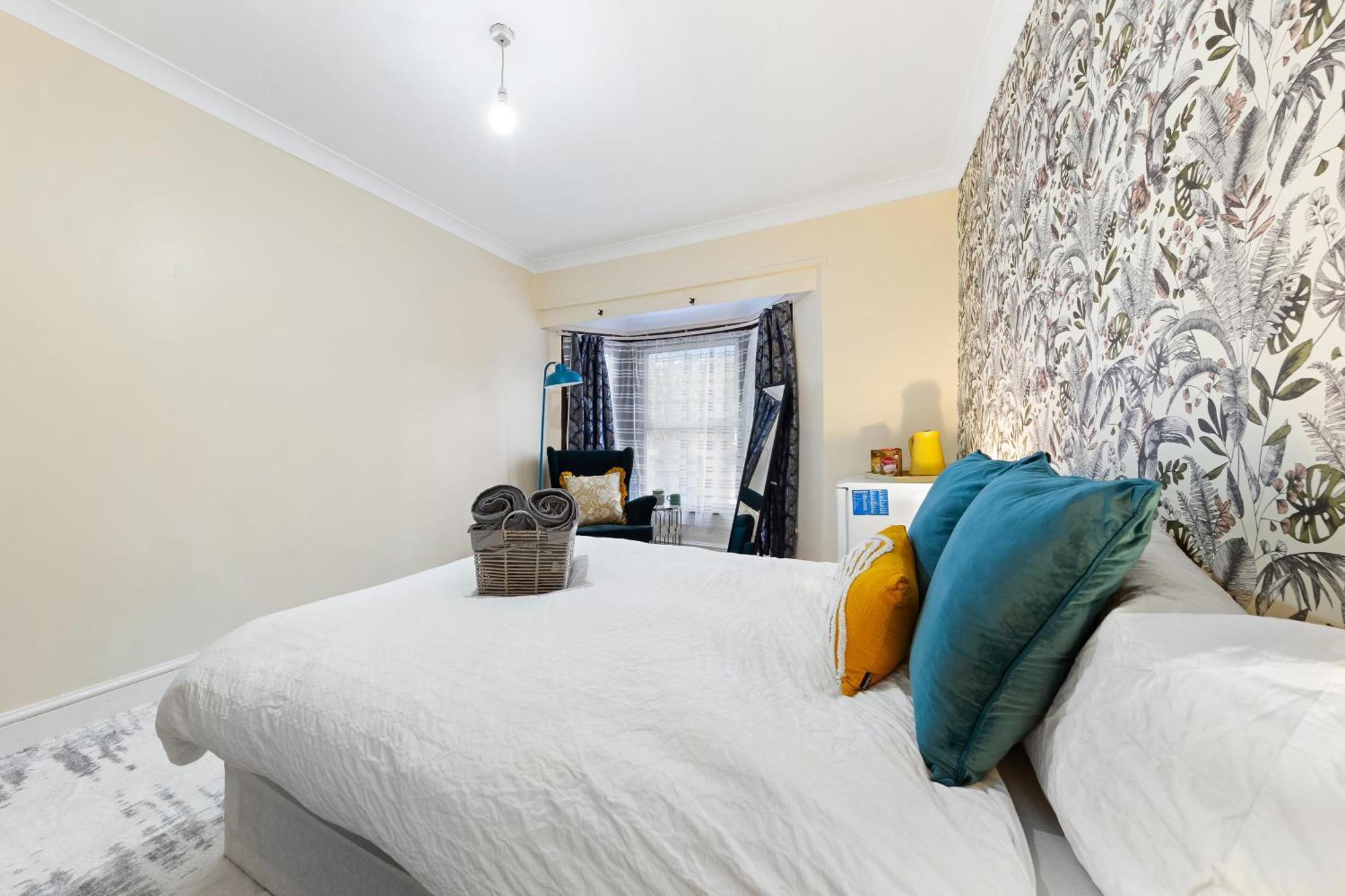 Chic Private Bedroom In Near Tube - Bedroom1 Gasthuis